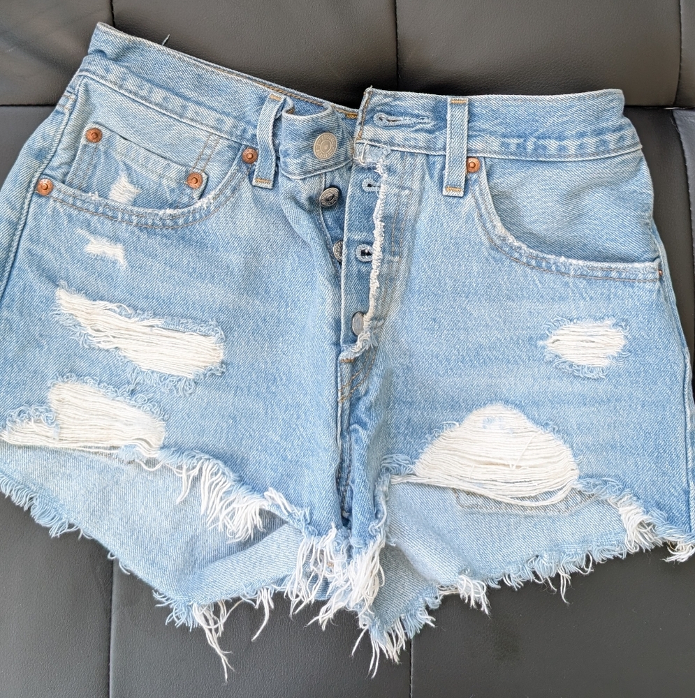 Levi's Blue High Rise Distressed Jeans